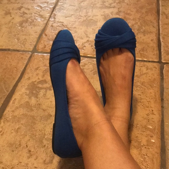 American Eagle Size 9 Blue Flats - Picture 6 of 8